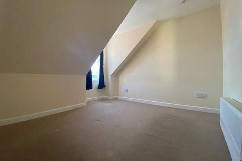 1 bedroom apartment to rent, Radnor Park Road, Folkestone CT19