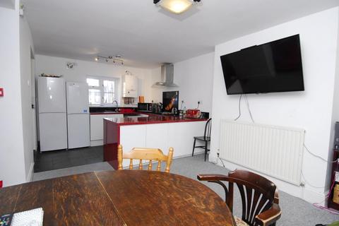 6 bedroom house to rent, Baring Street, Plymouth PL4