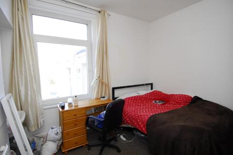 6 bedroom house to rent, Baring Street, Plymouth PL4