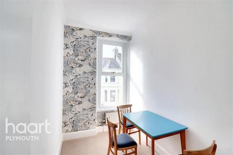 2 bedroom flat to rent, Plymouth