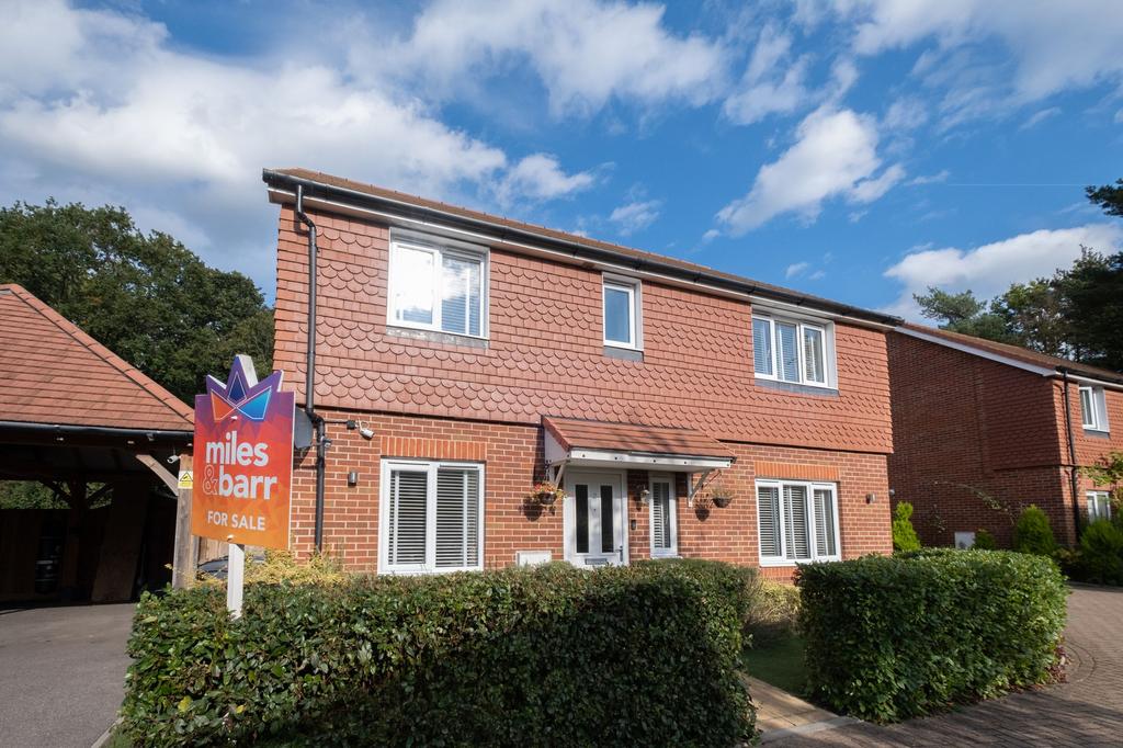 Limes Place, Upper Harbledown, CT2 4 bed detached house for sale £550,000