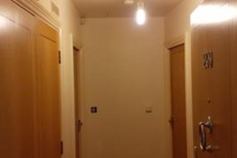 1 bedroom apartment to rent, Tideslea Path, London SE28