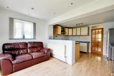 2 bedroom semi-detached house for sale, Stornoway Court, Beeston, Nottingham