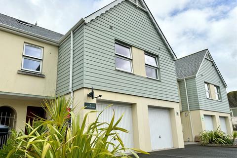 3 bedroom townhouse for sale, Torridge Road, Appledore EX39