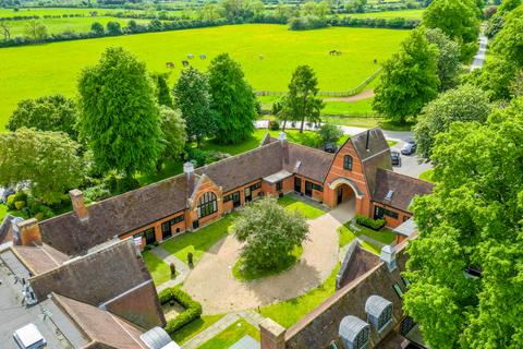 1 bedroom barn conversion to rent, The Courtyard, Rock Lane Farm, Leighton Buzzard LU7