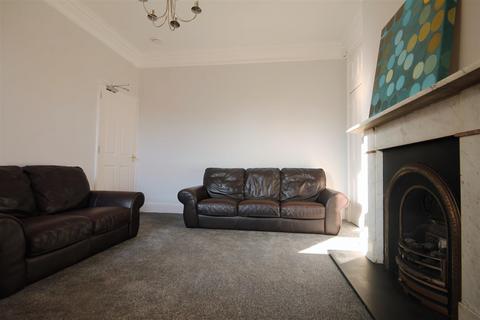 4 bedroom maisonette to rent, Ashleigh Grove, Jesmond