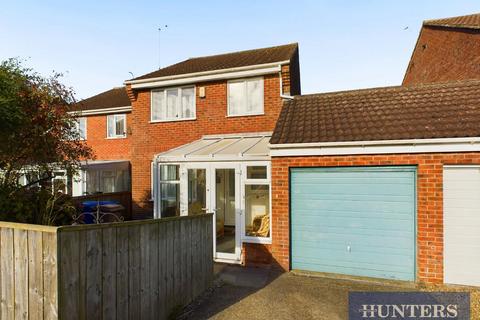 3 bedroom link detached house for sale, Acredykes, Bempton, Bridlington