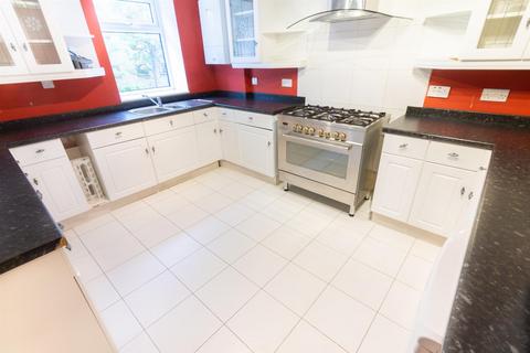 3 bedroom maisonette to rent, Greystoke Avenue, Sandyford