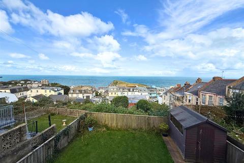 2 bedroom flat for sale, Combe Hill Flats, Devon EX34