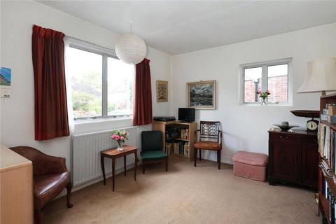 19 Ernle Road, London, SW20 0HH