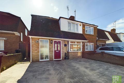 3 bedroom semi-detached house for sale, Meadowcroft Road, Reading, Berkshire, RG2