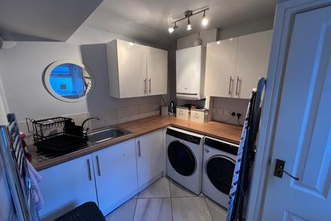 4 bedroom terraced house for sale, Graigwen Road Porth - Porth