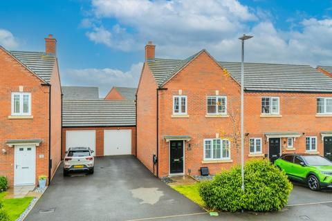 12 Violet Walk, Fradley, Lichfield, WS13 8TU