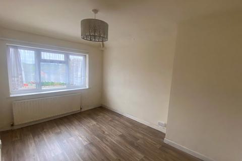 3 bedroom semi-detached house to rent, Birmingham B42