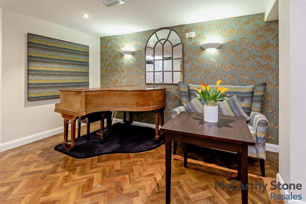 8667689-interior13-800.jpg