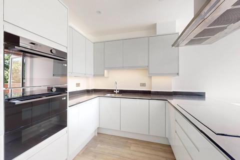 2 bedroom flat to rent, Stapleton Hall Road, Haringey