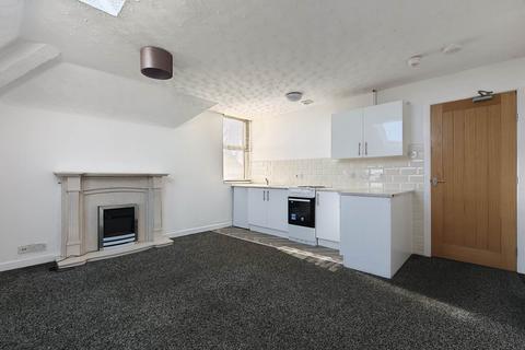 2 bedroom flat to rent, Chatsworth Avenue, Bispham