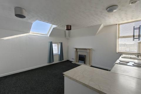 2 bedroom flat to rent, Chatsworth Avenue, Bispham