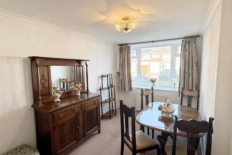 3 bedroom semi-detached house for sale, Brabham Crescent, Streetly, Sutton Coldfield