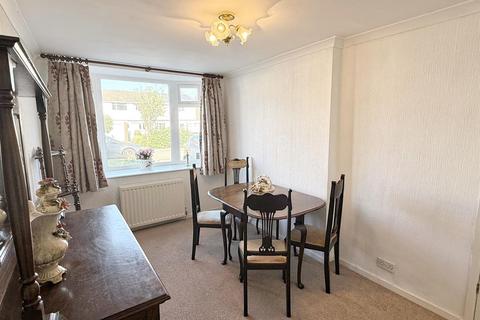 52 Brabham Crescent, Sutton Coldfield, B74 2BW