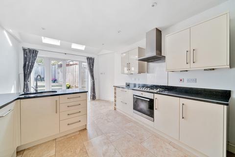 2 bedroom terraced house for sale, Church Walk, Weybridge, KT13