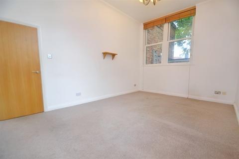 2 bedroom flat to rent, Poole