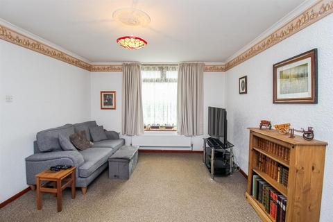 117 Esther Grove, Wakefield, WF2 8EU