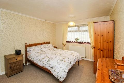 117 Esther Grove, Wakefield, WF2 8EU