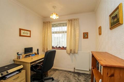 117 Esther Grove, Wakefield, WF2 8EU