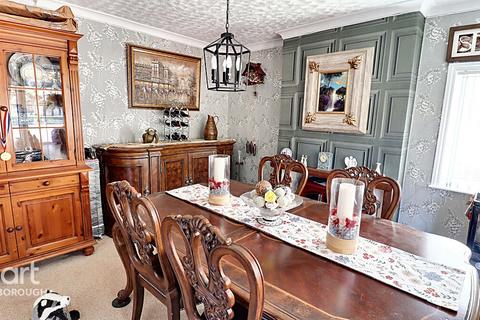 3 bedroom cottage for sale, Eyebury Road, Eye