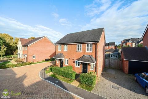 44 Boathouse Meadow, Overton, Basingstoke, RG25 3FE