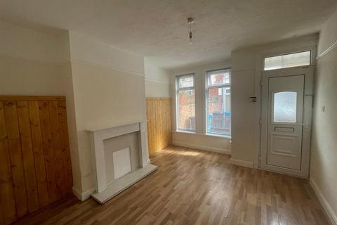 2 bedroom house to rent, Cornwall Gardens, Raglan Street, Hull