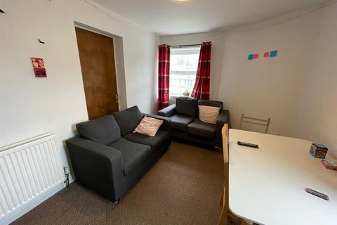 Hill Park Crescent, Flat 2, Plymouth PL4