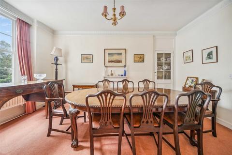 4 bedroom flat for sale, North End House, Fitzjames Avenue, London, W14