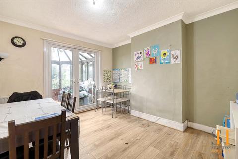 9 Bruce Grove, Wickford, SS11 8QZ