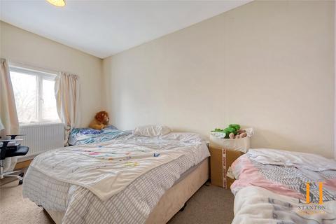 9 Bruce Grove, Wickford, SS11 8QZ