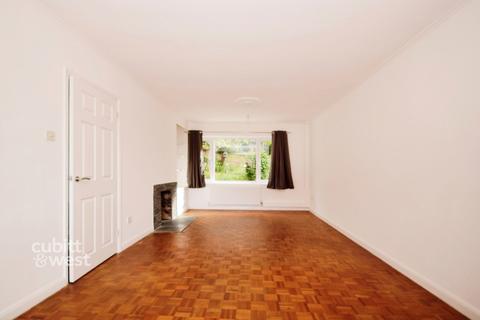 3 bedroom detached house to rent, Bromley Avenue Bromley BR1