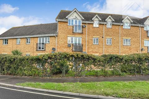 2 bedroom flat for sale, Pepys Court, Wickford