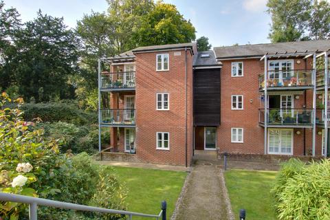 2 bedroom ground floor flat for sale, BISHOP'S WALTHAM