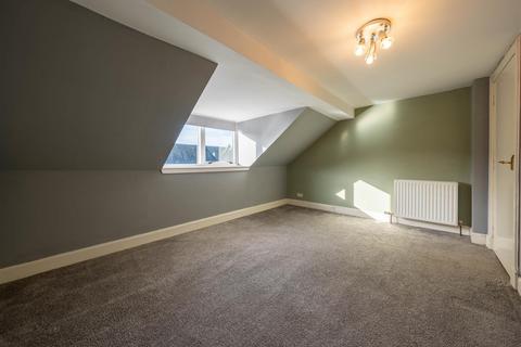 3 bedroom flat for sale, Kirkgate, Perth