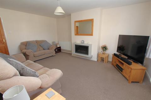 2 bedroom bungalow for sale, Acacia Court, Keynsham, Bristol