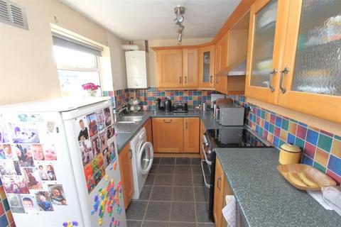 2 bedroom bungalow for sale, Acacia Court, Keynsham, Bristol