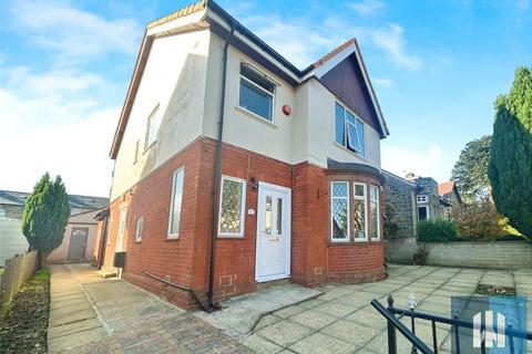 4 bedroom detached house to rent, Mountjoy Road, Edgerton, Huddersfield, HD1