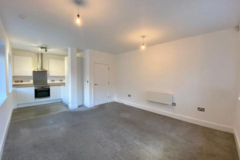 2 bedroom flat to rent, The Walk, York