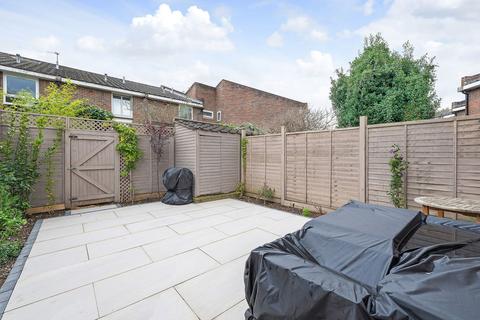 413 Garratt Lane, London, SW18 4SL