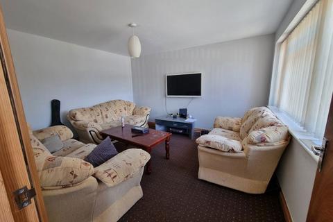 5 bedroom house to rent, Cherwell Drive
