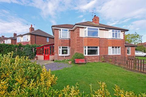 4 Byron Drive, York, YO30 5SN
