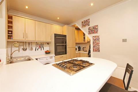 4 Byron Drive, York, YO30 5SN