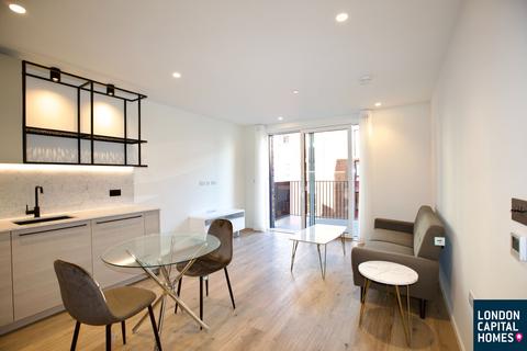 1 bedroom apartment to rent, Curlew House, 1 Hawser Lane, London, E14