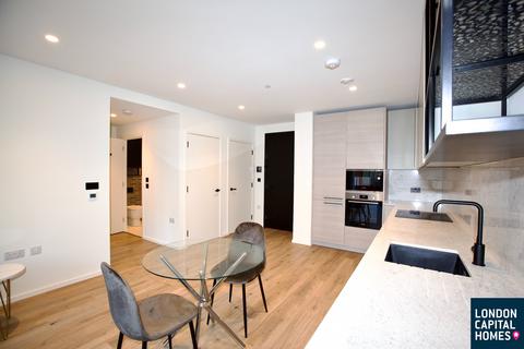 1 bedroom apartment to rent, Curlew House, 1 Hawser Lane, London, E14